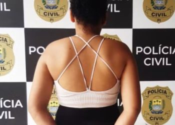 Mãe é presa suspeita de vender conteúdos eróticos da filha de 4 anos
