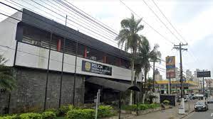 Homem apaixonado estupra mulher dentro de delegacia