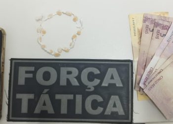 Equipe policial surpreende e conduz acusado de tráfico para Delegacia