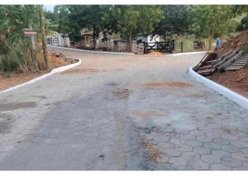 Prefeitura conclui calçamento no Nova Barra direcionando para Miracema