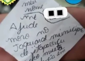Após pedido em bilhete mulher que estava em cárcere privado é resgatada