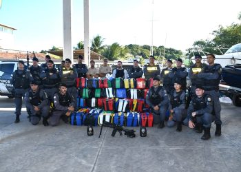 PM do ES apreende mais de uma tonelada de cocaína