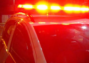 Salão arrombado no centro de Barra de São Francisco