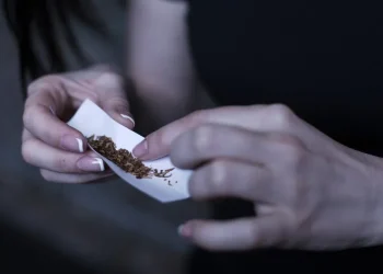 Uso de maconha por funcionários vira problema para as empresas no ES