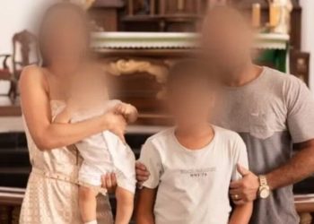 Após ser impedido de viajar para ver namorada virtual adolescente mata os pais e irmã