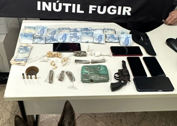 Polícia apreende drogas, arma e prende três suspeitos em operação no Noroeste do ES