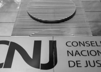 CNJ mantém remoção compulsória de juiz acusado de assédio e atraso em julgamentos no ES