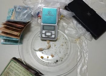 Após denúncia homem é preso com drogas em Águia Branca