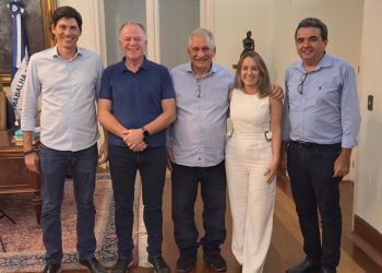 Prefeito Enivaldo anuncia mercado de R$ 11 milhões em Barra de São Francisco