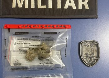 Polícia apreende maconha após fuga de suspeito em Imburana