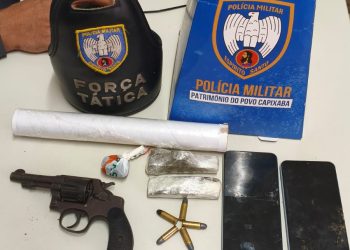 TRÊS PRESOS E ARMA APREENDIDA EM AÇÃO DA PM EM BARRA DE SÃO FRANCISCO