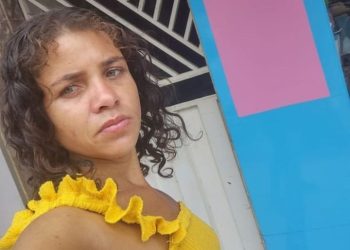 Mulher é brutalmente assassinada a pedradas no bairro Colina