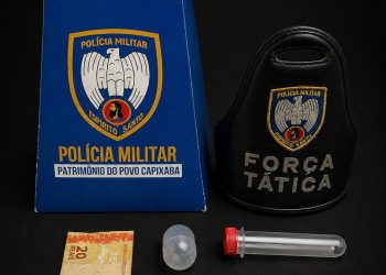 Adolescente é apreendido com crack durante patrulhamento