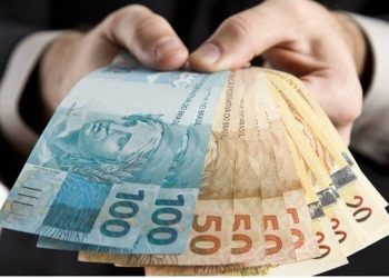 Trabalhadores nascidos em maio e junho já podem sacar benefício