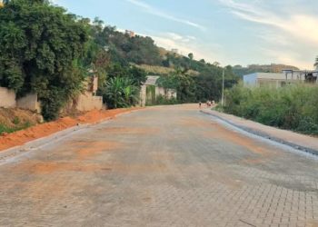 Pavimentação da Avenida Ery Silva Fortes avança e entra na fase final em Barra de São Francisco