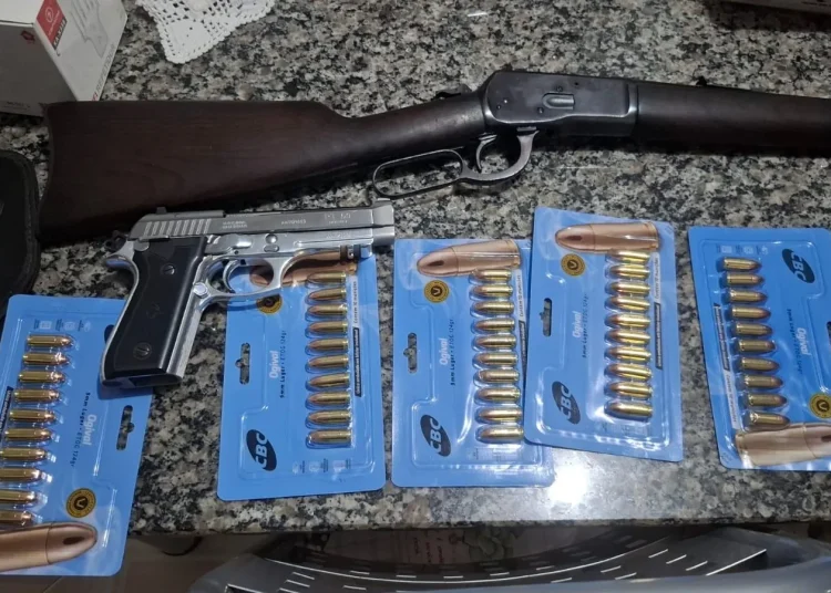 Operação prende policiais militares e desarticula suposta organização criminosa no ES e MG
