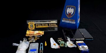 Operação integrada das polícias desarticula ponto de tráfico de drogas e apreende entorpecentes em Mantenópolis