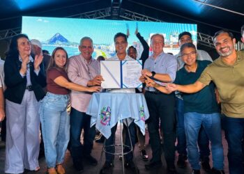 Enivaldo dos Anjos fortalece parceria com Governo do Estado e garante mais obras históricas para Barra de São Francisco