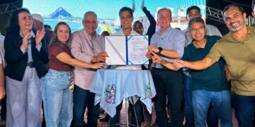Enivaldo dos Anjos fortalece parceria com Governo do Estado e garante mais obras históricas para Barra de São Francisco