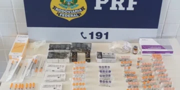 Casal é preso na BR-101 com R$ 20 mil em medicamentos ilegais trazidos do Paraguai