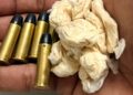PM do 11º Batalhão prende suspeito por tráfico e apreende drogas, dinheiro e munições durante festa em Barra de São Francisco