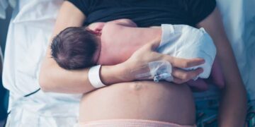 Mães adoecem no silêncio do pós-parto