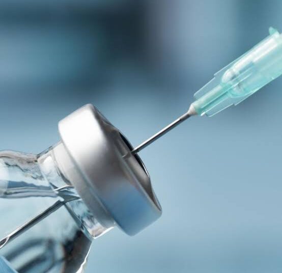 Mais de 400 mil crianças e adolescentes estão com vacinas atrasadas no ES; campanha começa nesta segunda-feira