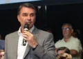 Flávio Bolsonaro defende fim da reeleição